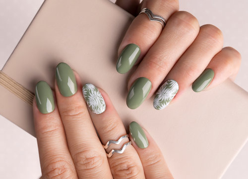 Luxury Nail Design
